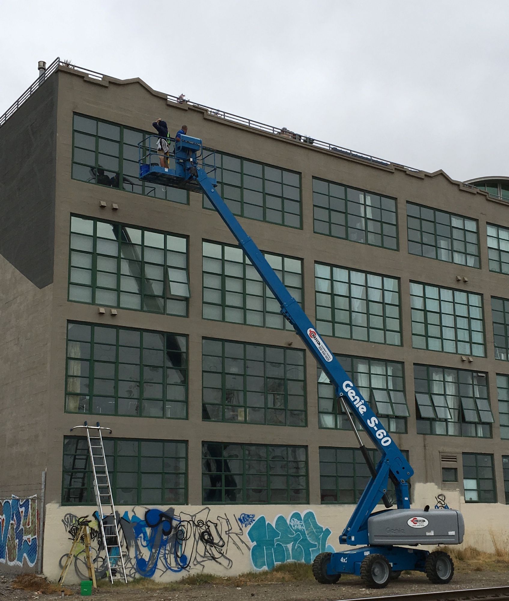 commercial exterior window cleaning 01